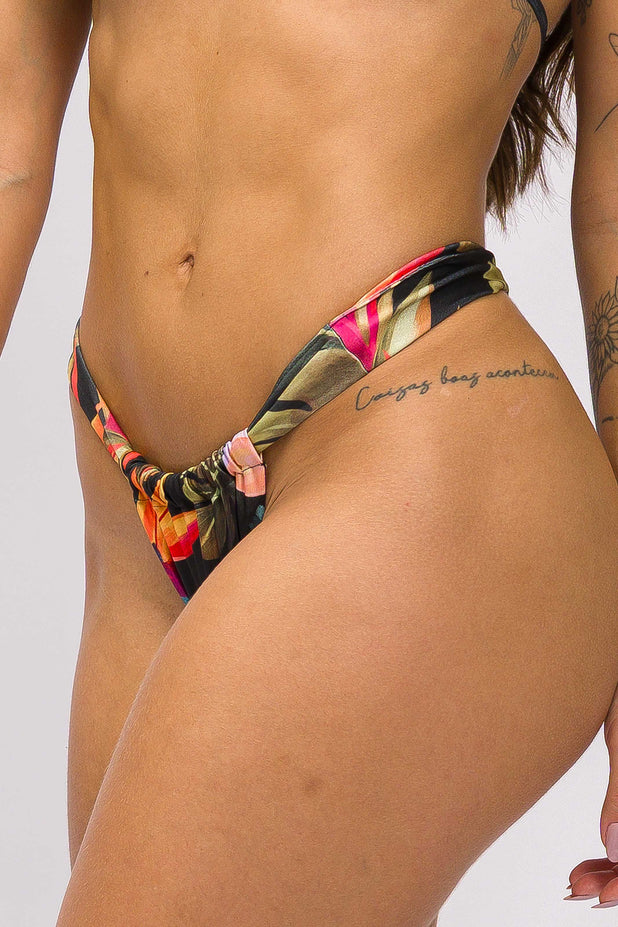 Calcinha Cortininha Exótica