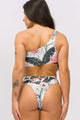 Biquíni Ombro Só e Calcinha Hot Pants Cavada Fluidez