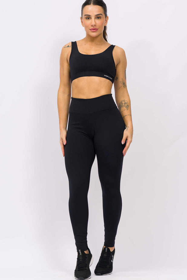 Top com Tiras nas Costas e Bojo Preto