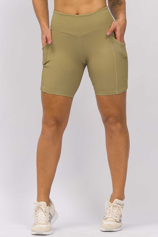 Bermuda com Bolso Texturizada Bege