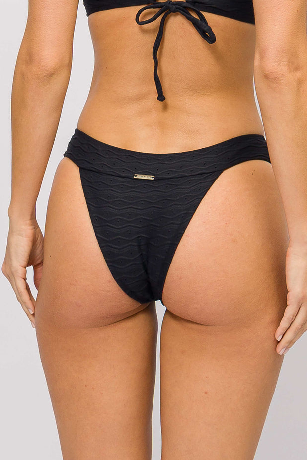 Calcinha Texturizada com Cós Preta