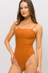 Body Alcinha Texturizado Conhaque