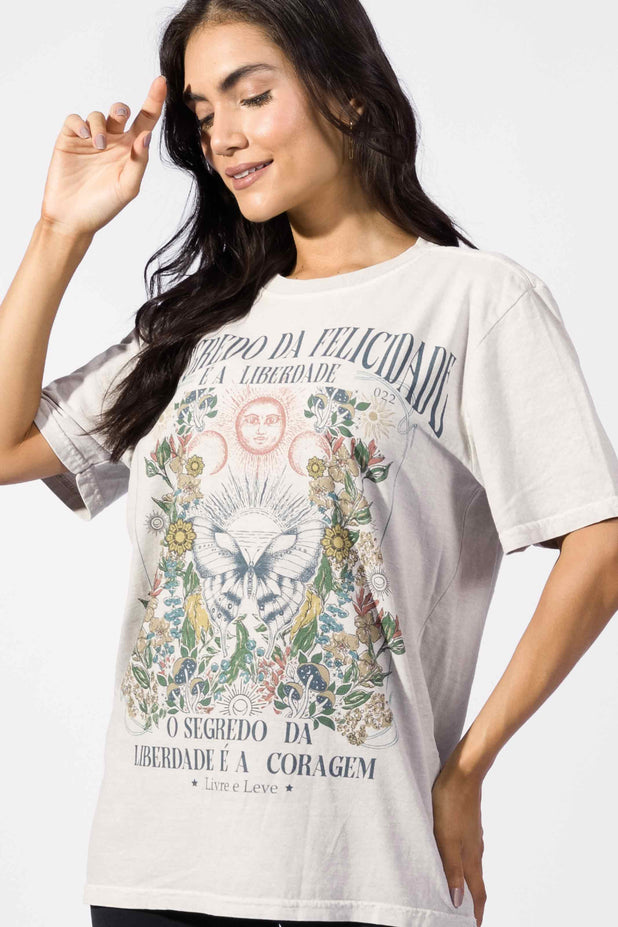 T-Shirt Estonada Segredo da Felicidade