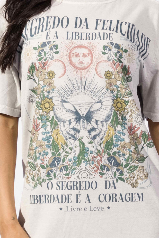 T-Shirt Estonada Segredo da Felicidade