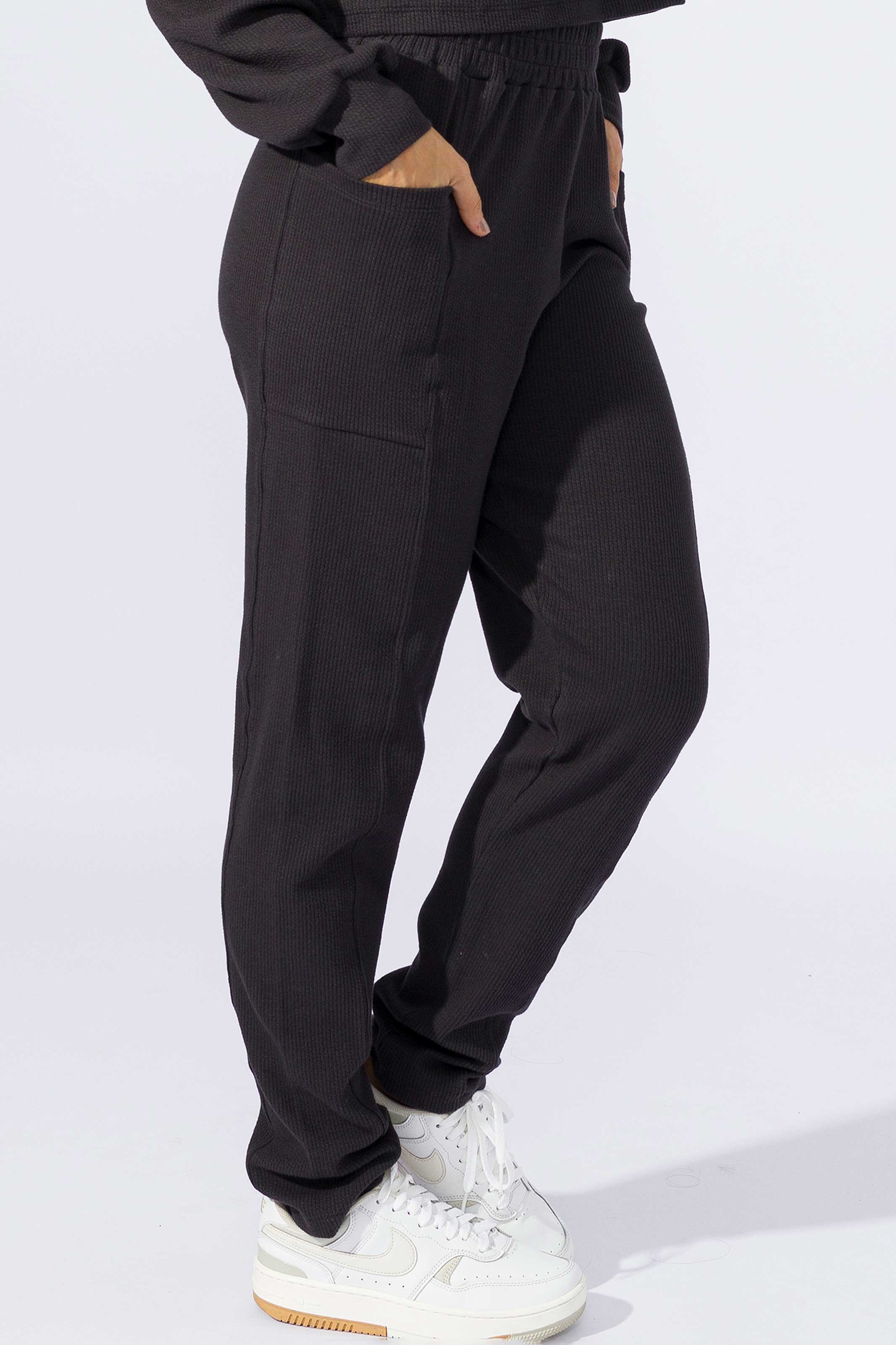 Jogger com Bolso Preta