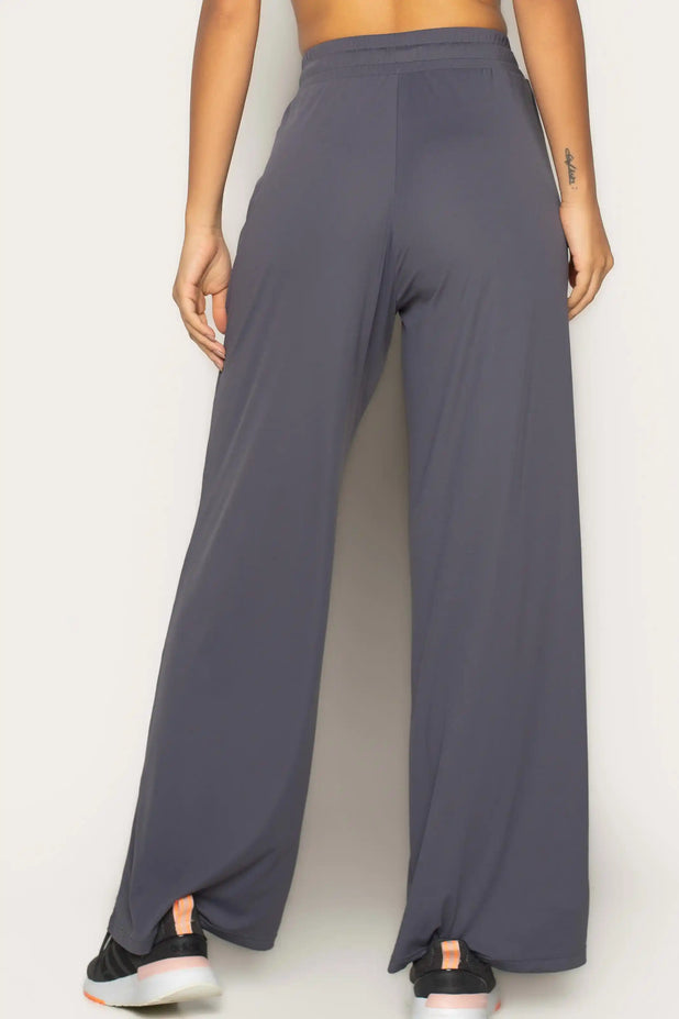 Calça Reta com Bolso Skin Fit Chumbo