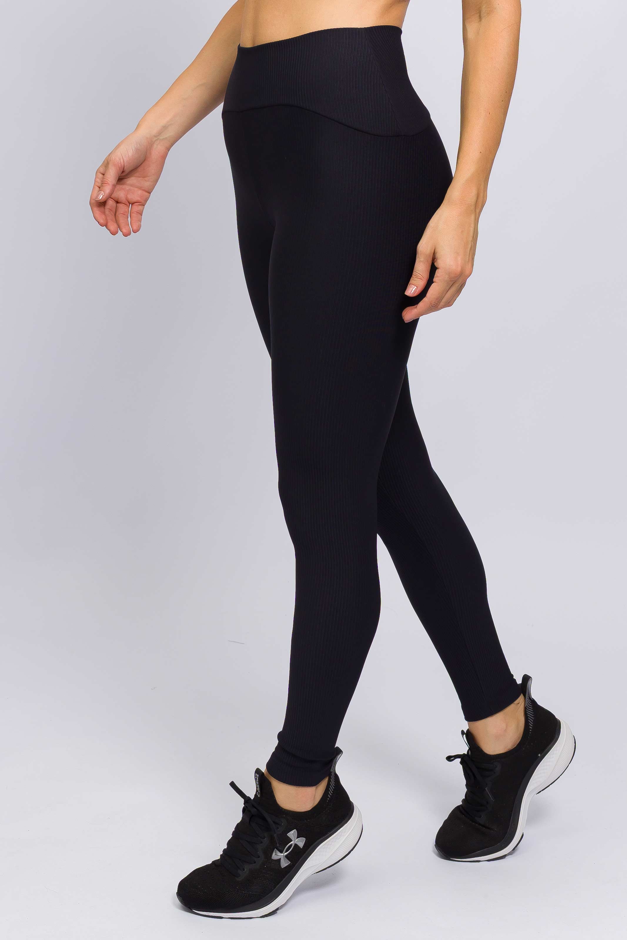 Legging Confort Fit Canelada Preta