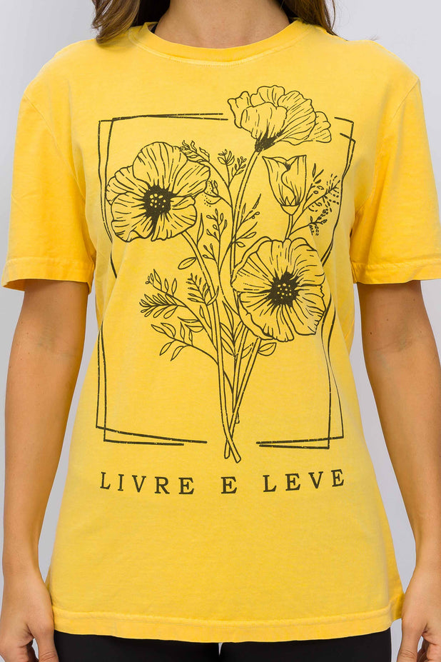 T-Shirt Estonada Ramo de Flores