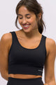 Top Modelador Regata Alongado Preto