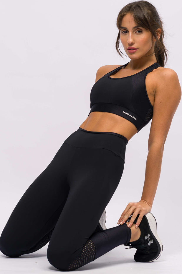 Legging com Recorte em Tela Preto
