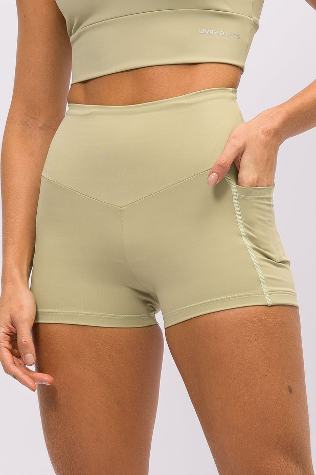 Short Modelador com Bolso Lateral Verde