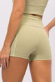 Short Modelador com Bolso Lateral Verde