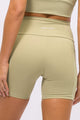 Bermuda Modeladora com Bolso Lateral Verde