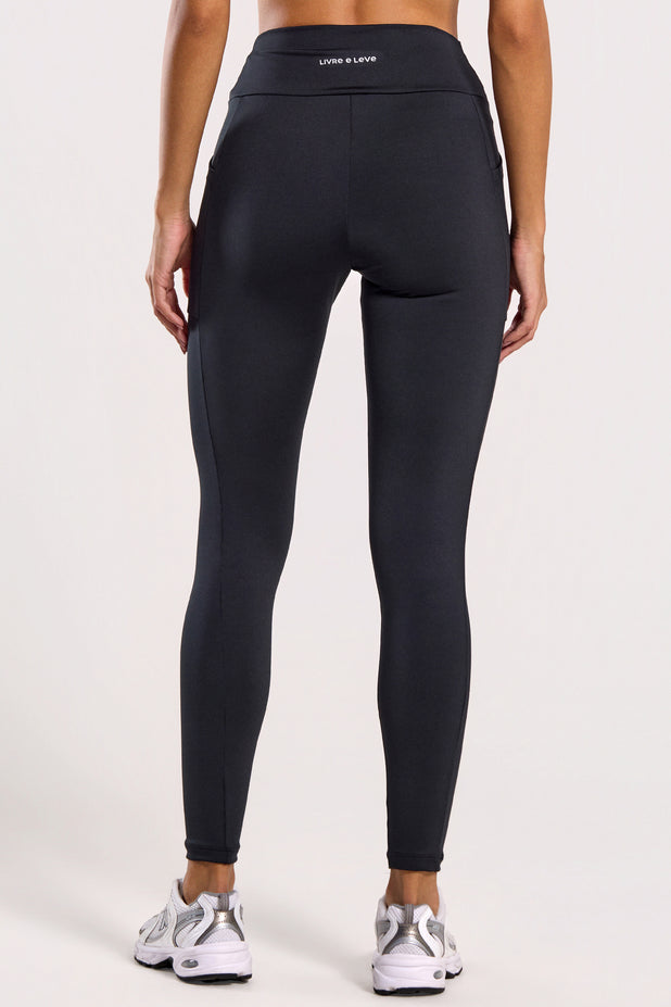 Legging Térmica com Bolso Preta
